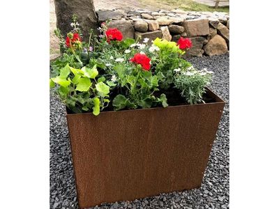 L-kruka med botten corten 60x60x55cm