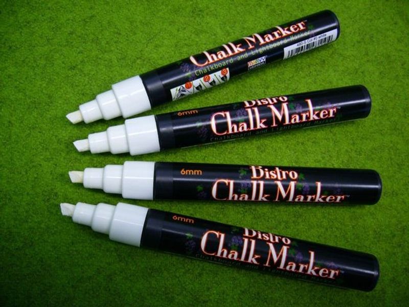 Märkpenna MARVY Chalk Marker vit 4/fp