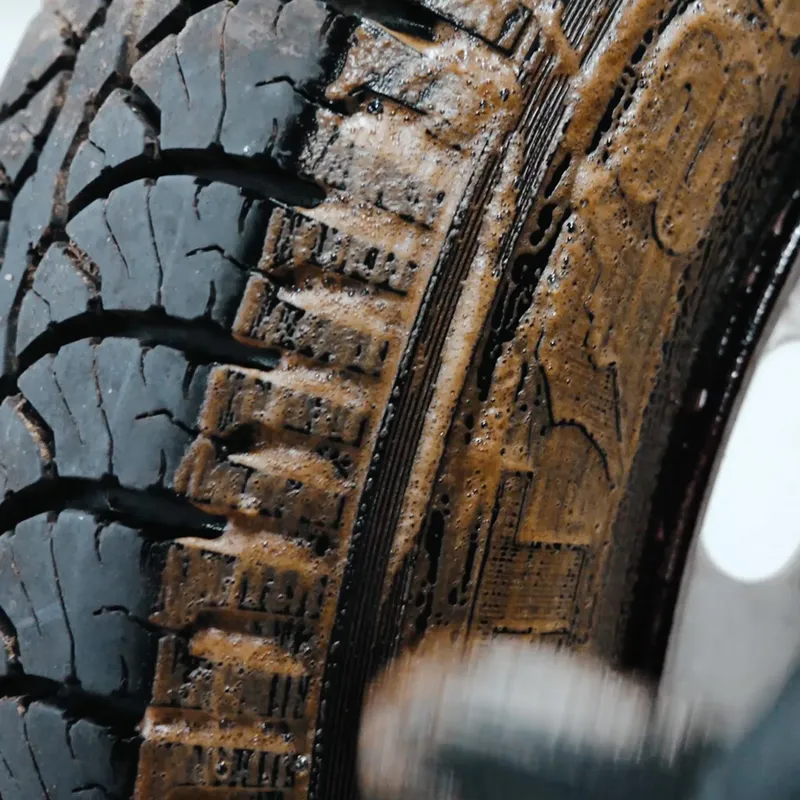 Onyx RTU - Däck & Gummirengörning