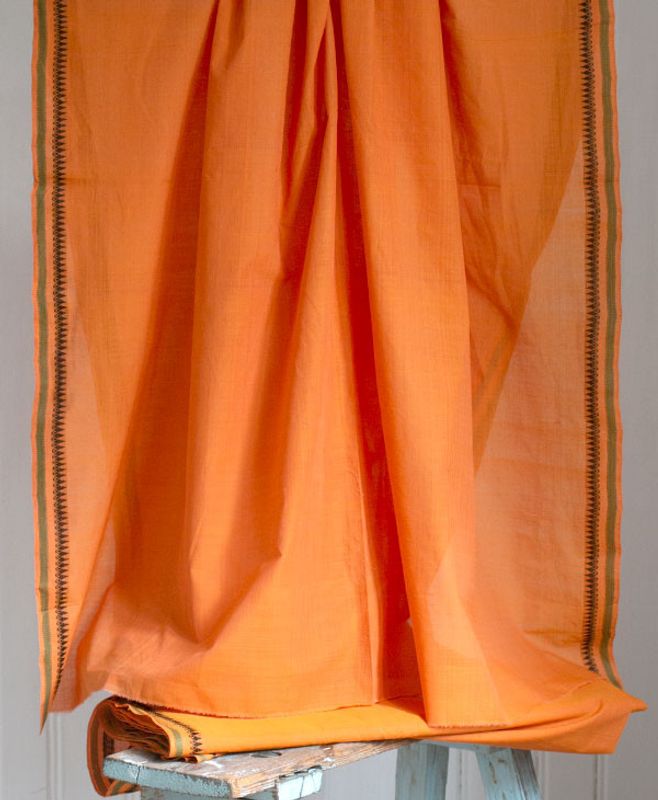 Bomullstyg - Orange med vackra kanter 20972