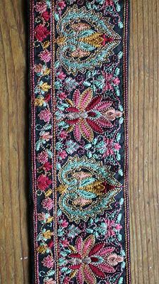 Sidenband med blommor 6,5 cm - svart