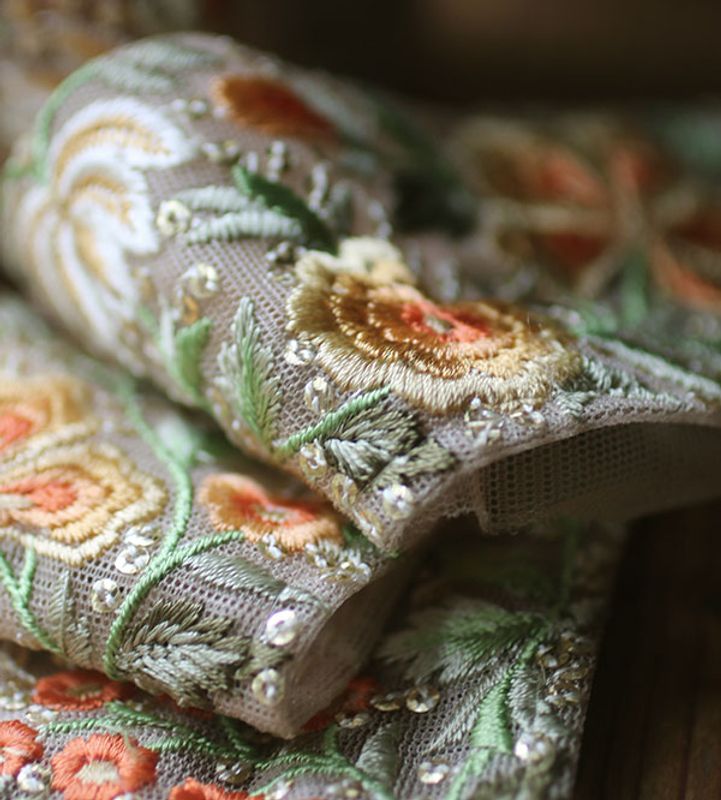 Dekorband - organza med gula blommor