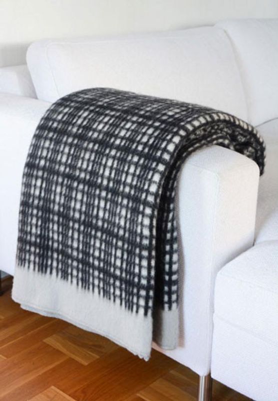 Ullpläd Darling - 205x150 cm - vit/svart