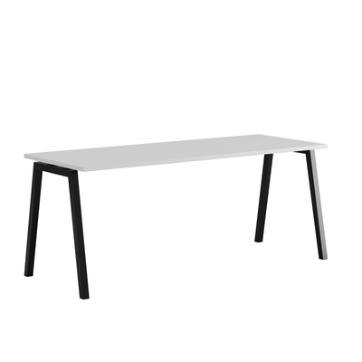 Luna A - Ett modernt bord med fasta ben i A-form