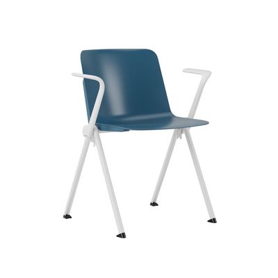 Vittoria med armstöd - Stapelbar stol i snygg design