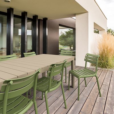 Helen stapelbar stol