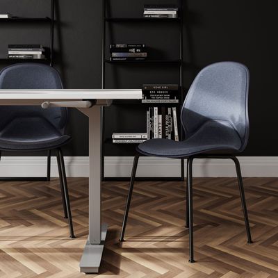 Petra - En tygklädd stol