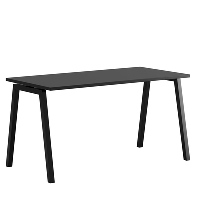 Luna A - Ett modernt bord med fasta ben i A-form