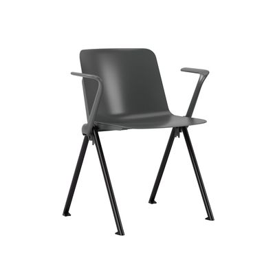 Vittoria med armstöd - Stapelbar stol i snygg design