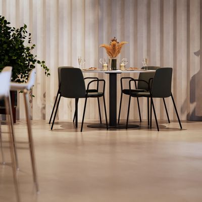 Studio bord med Ø120 cm skiva