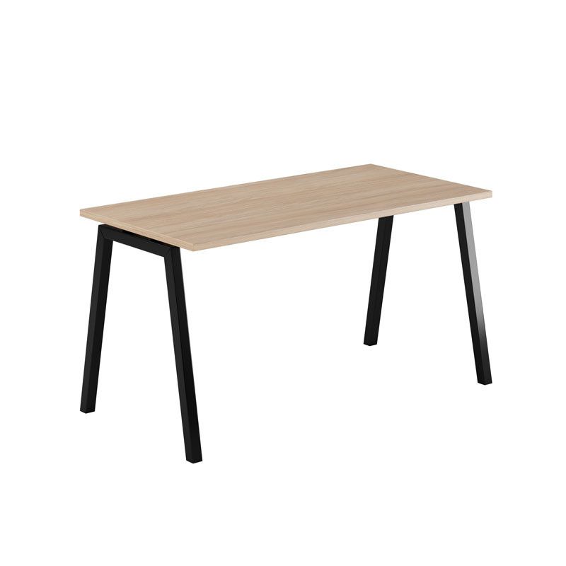 Luna A - Ett modernt bord med fasta ben i A-form