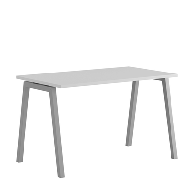 Luna A - Ett modernt bord med fasta ben i A-form