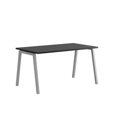 Luna A - Ett modernt bord med fasta ben i A-form