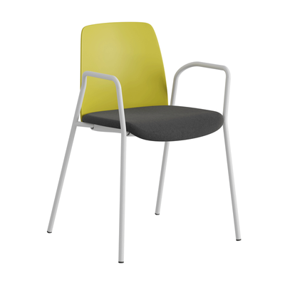 Stol med armstöd, tygsits och plastrygg - Choice