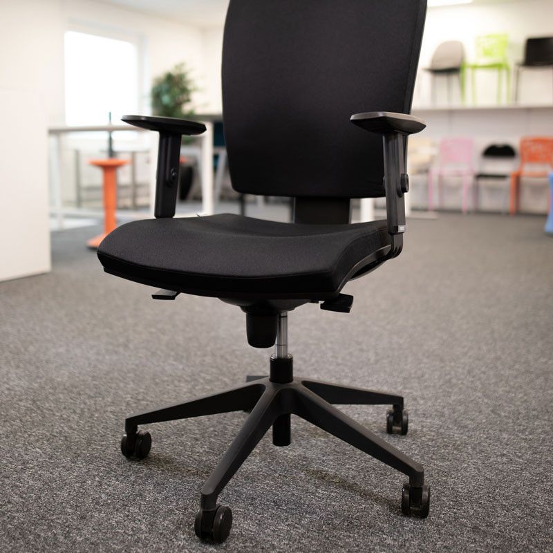 Montpellier - En bekväm kontorsstol med hög rygg