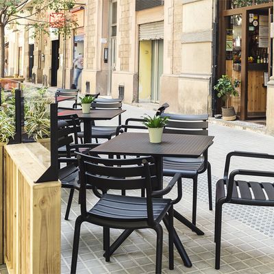 Helen stapelbar stol