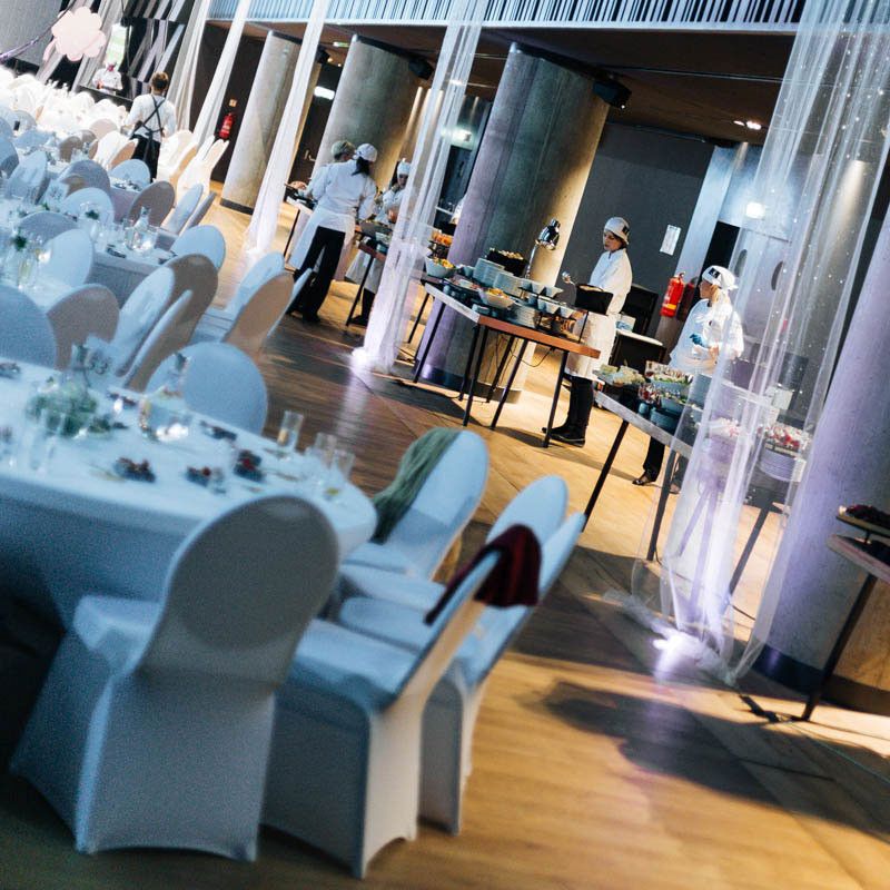 Alice - En klassisk konferensstol