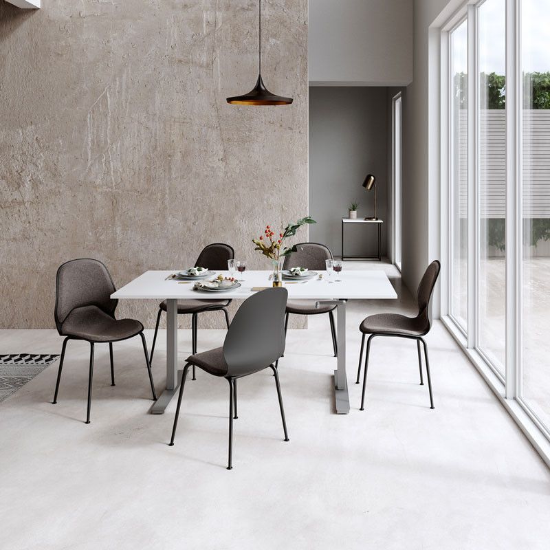 Petra - En tygklädd stol