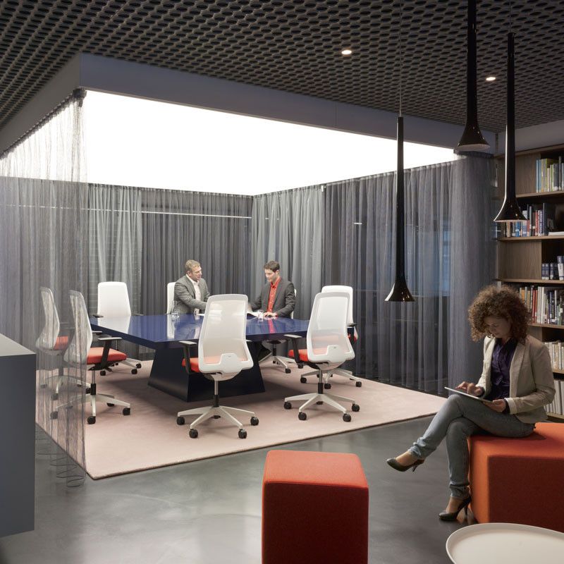 EVERYis1 - Modern kontorsstol i mesh