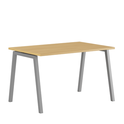 Luna A - Ett modernt bord med fasta ben i A-form