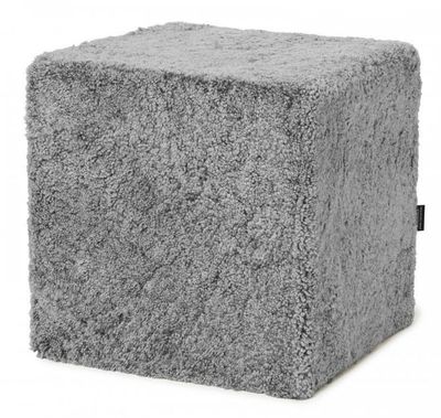 PUFF FÅRSKINN CURLY SQUARE 42X42X42CM