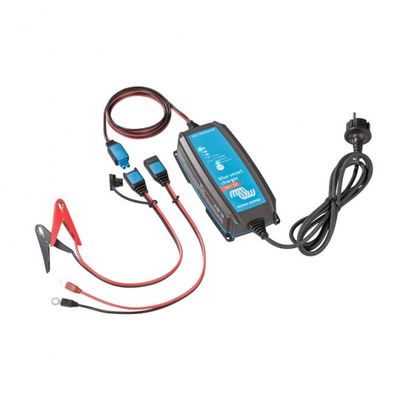 Blue Smart IP65 Charger 24/13(1) 230V CEE 7/17