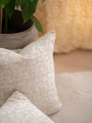 De Mina Kuddfodral Beige 45x45cm | Svanefors
