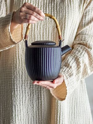 Tekanna Svart Stengods Neri | Bloomingville