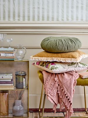 Pall Gul Polyester Megan | Bloomingville