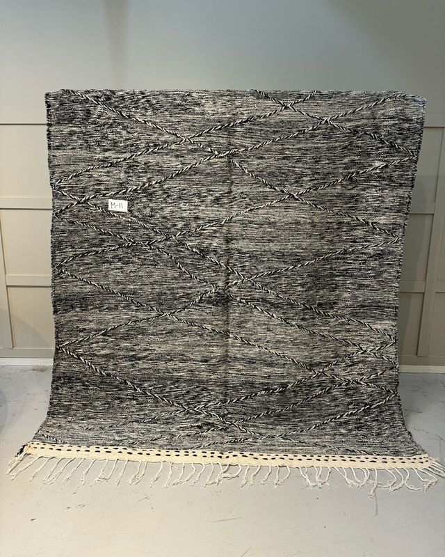 Jakobsdals Vintage Matta M 190x290 cm Grå