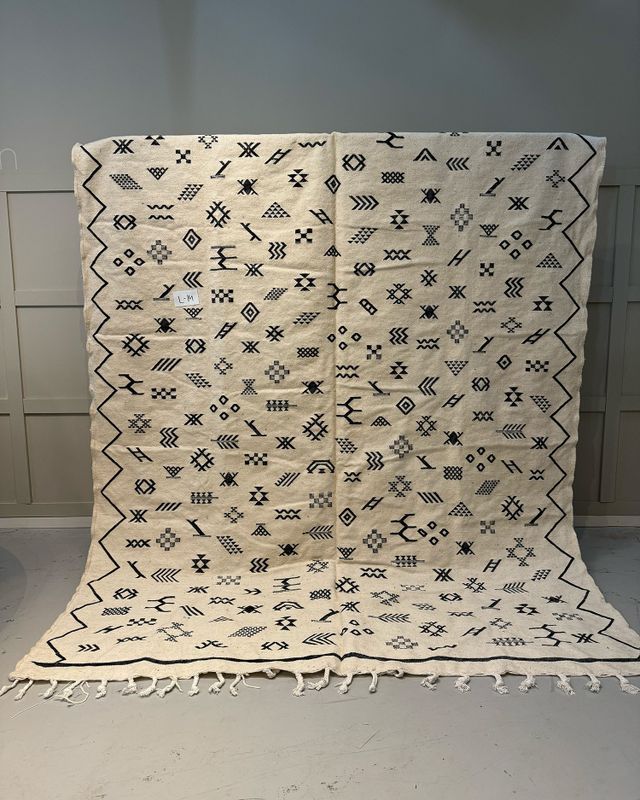 Jakobdahls Vintage Matta L 195x280 cm Offwhite/Svart