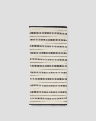 Jakobsdals Nissan Matta 70x140 cm Svart