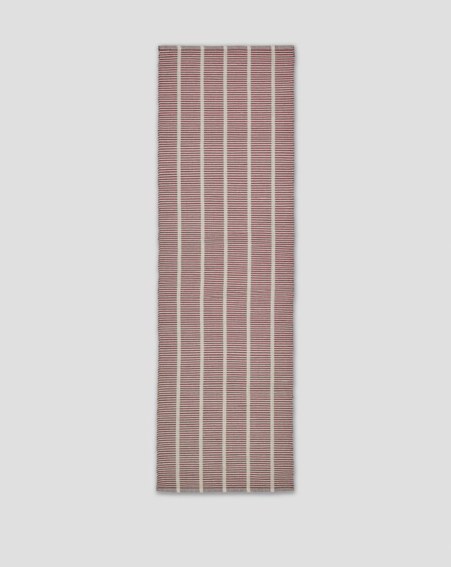 Jakobsdals Lagan Matta 70x240 cm Röd