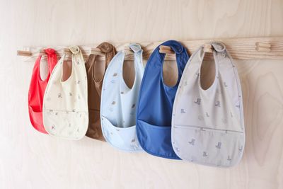 Förkläde Smör/Körsbärsröd Återvunnen Polyester OYOY MINI