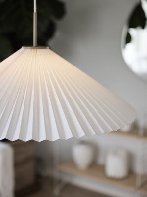 Dora Taklampa Vit 60cm | PR Home