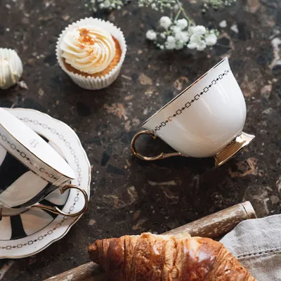 Hilke Collection Kopp med fat - Anima Bianco