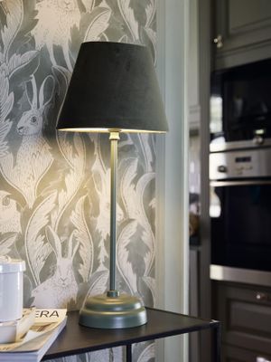 Lottie Lampfot Grön 45cm | PR Home