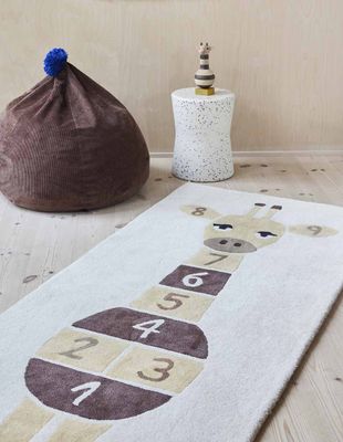 OYOY Giraf Hopscotch Matta Gul Ull