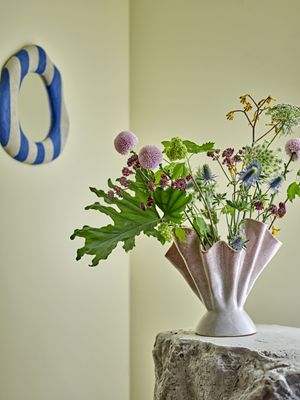 Bloomingville Travis Väggspegel, Blå, Polyresin L39,5xH38,5xW3,5 cm