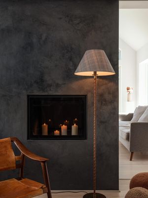 PR Home Nora Golvfot Antikmässing 138cm