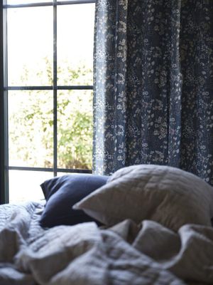 Svanefors Wood Gardin 2-pack Blå 135x280 cm