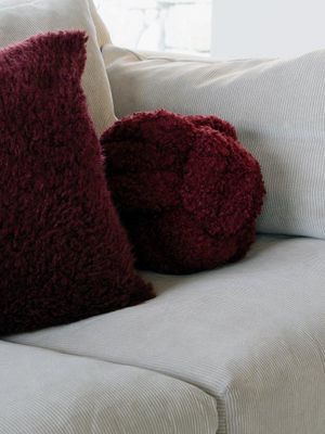 Svanefors Lilo Prydnadskudde Vinröd 25 cm