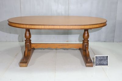 Jakobdahls Vintage Matsalsbord 186x125x76 cm Brun
