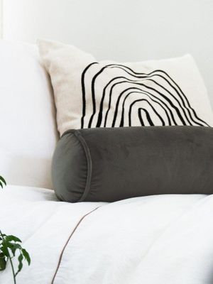 Svanefors Estelle Kudde Mellangrå 15x15x45 cm