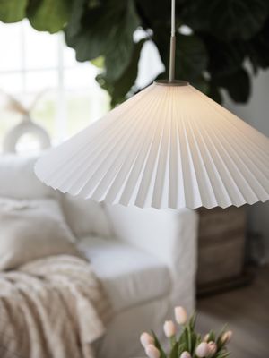 Dora Taklampa Vit 60cm | PR Home