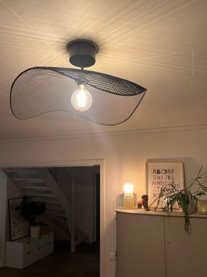 Vivi Taklampa 61cm Svart metall takkopp Fast PR Home