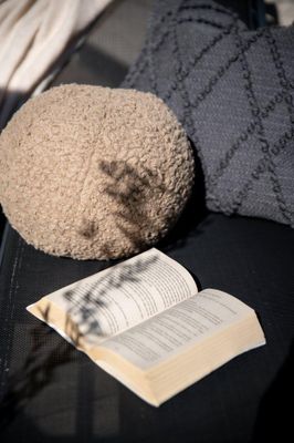 Svanefors Elsie Prydnadskudde Iskaffe 25 cm