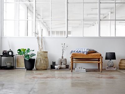 Vas Svart Metall Itamar | Bloomingville