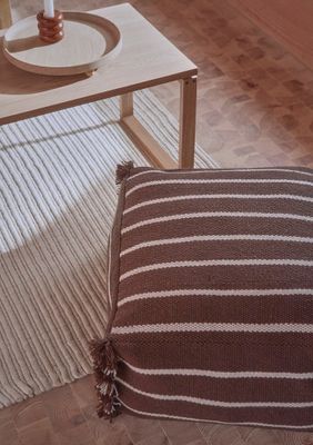 OYOY Lina Återvunnen Sittpuff Choko Polyester