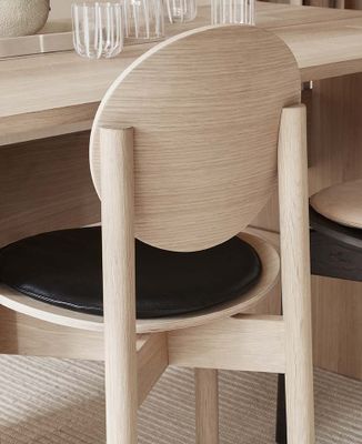 OYOY Sittdyna I Träig Läder Svart